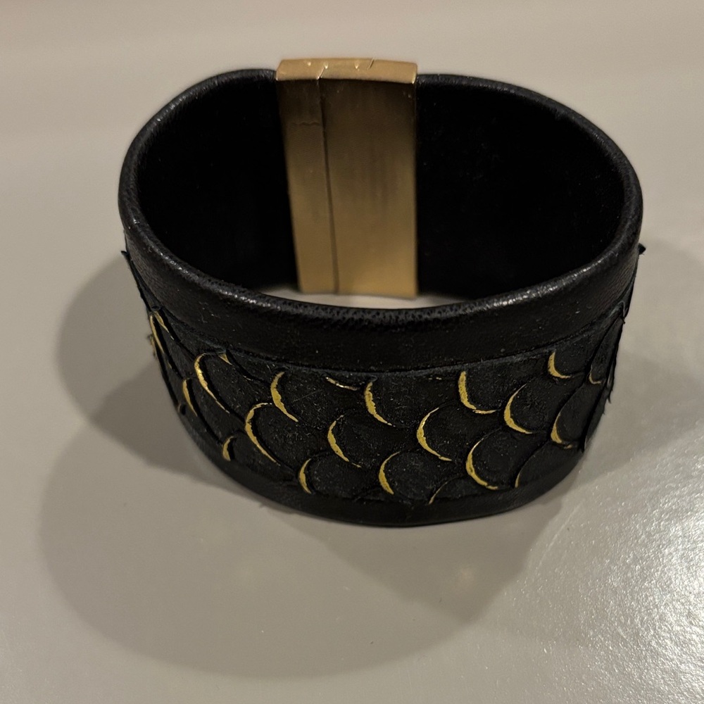Black and Gold Leather Bracelet